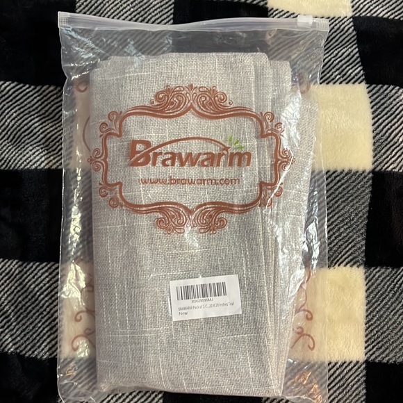 20x20 Pillow Covers - NWT - Picture 4 of 8